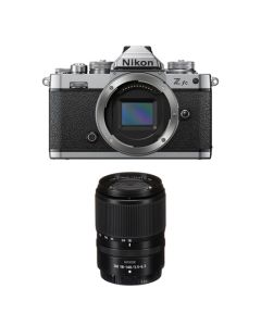 Nikon Z fc + Z DX 18-140mm f/3.5-6.3 VR Silver